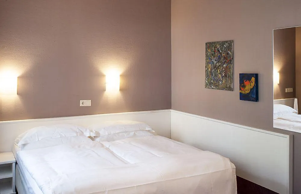 Airport Hotel Köln 3*,  Deutschland