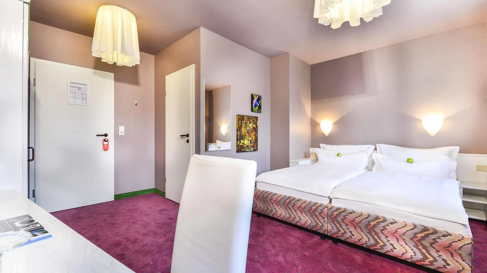 Airport Hotel By The New Yorker Keulen